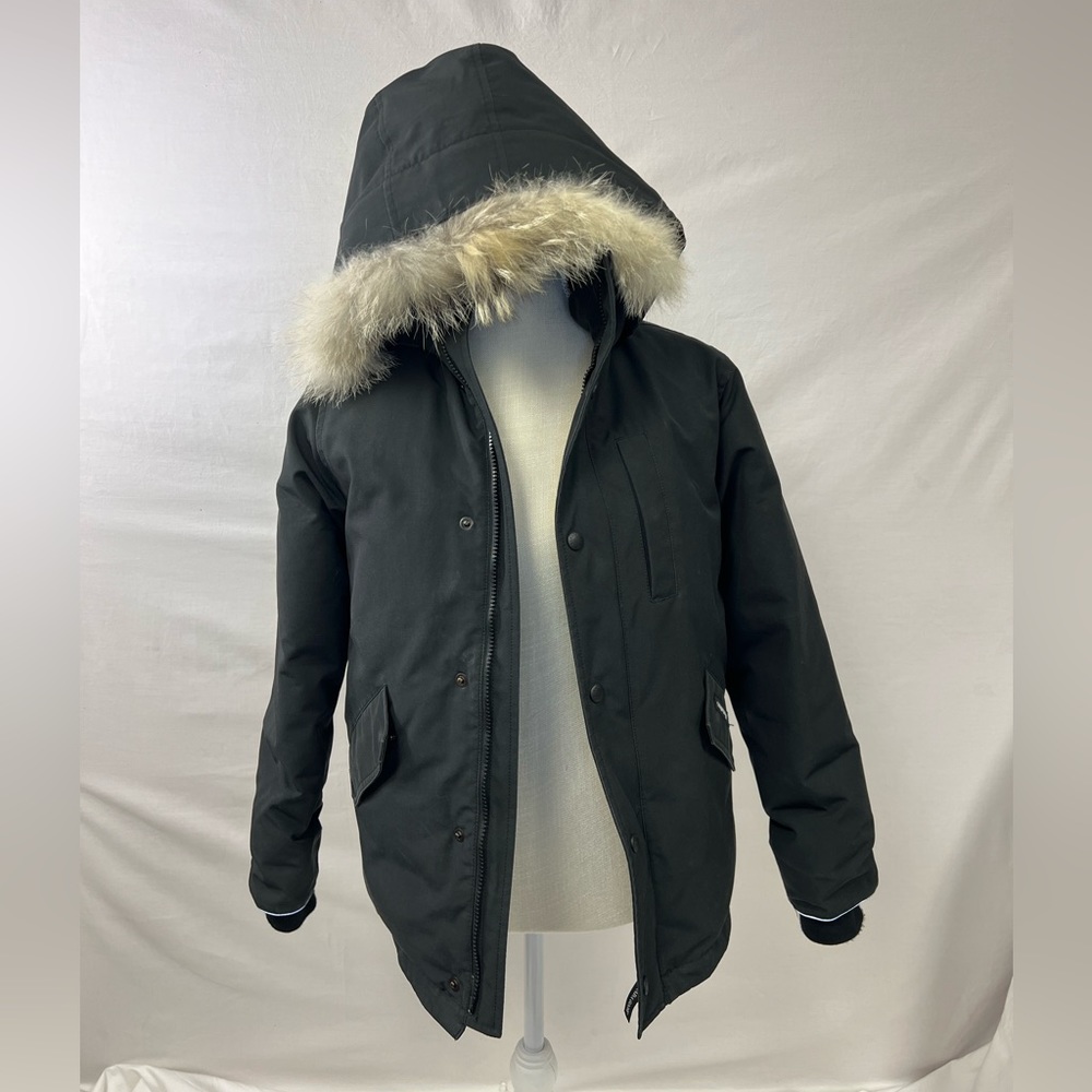 Authentic Canada Goose black jacket. Size large child.